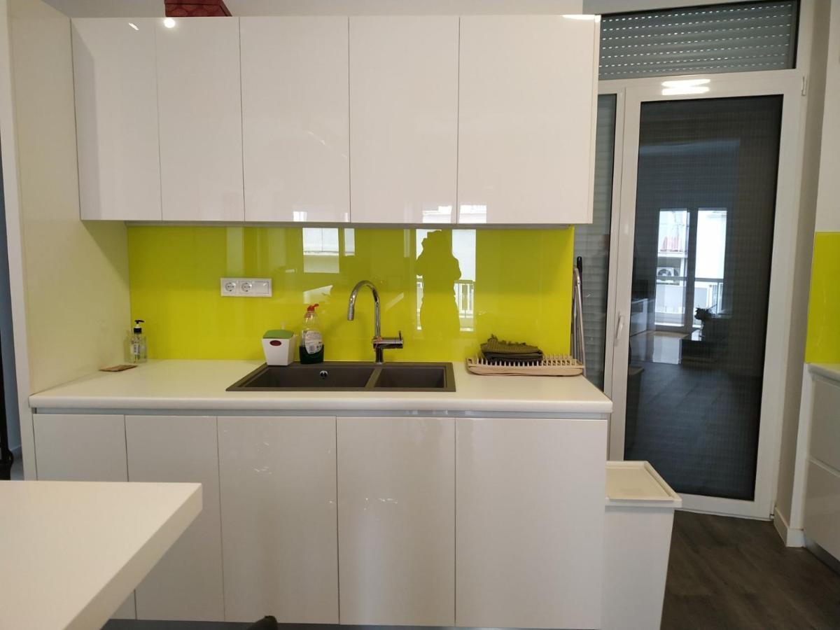 Fully Renovated, Family-Friendly Apartment, Next To A Huge Green Park, In Athens Center Exterior foto